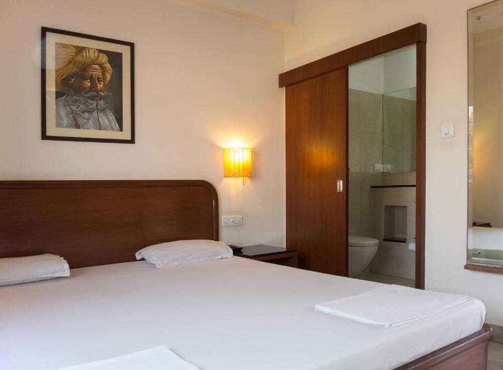 Room image 5