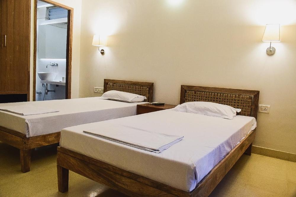 Room image 2